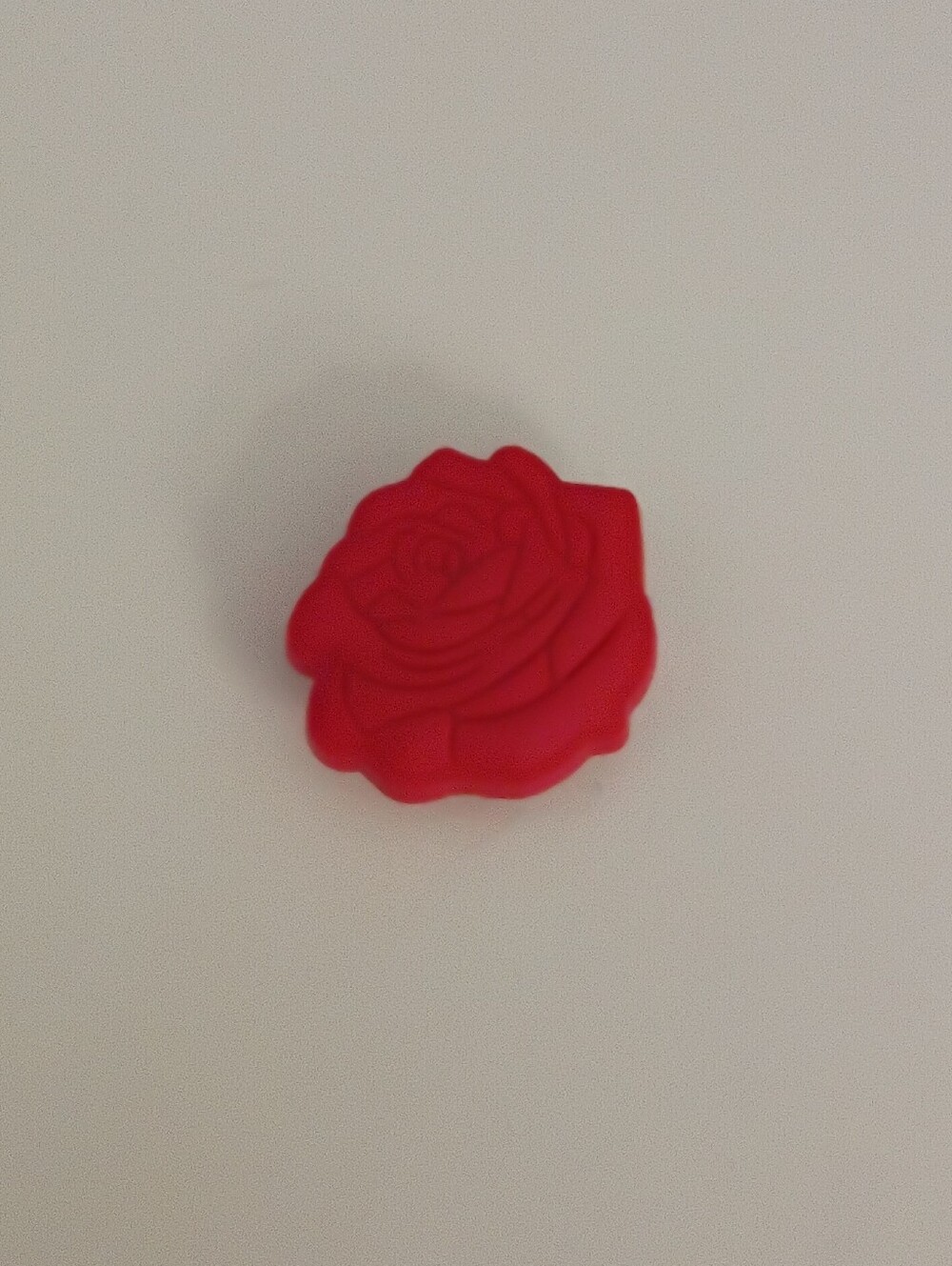 10 for $10 Jibbitz Croc Charm - Red Flower Red Rose Petals